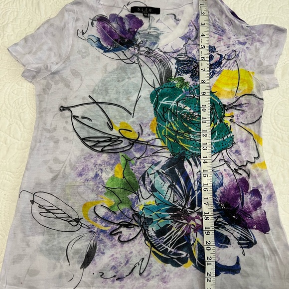 B.L.E.U. Short sleeve Knit Top with Beads SZ PM - Picture 7 of 7